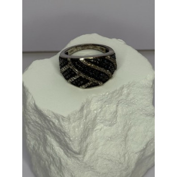 925 Sterling Silver Spinel Ring Size 6