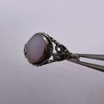 925 Sterling Silver Mother of Pearl Ring Size 7