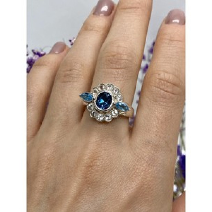 925 Sterling Silver Aquamarine & Goshenite Ring Size 9