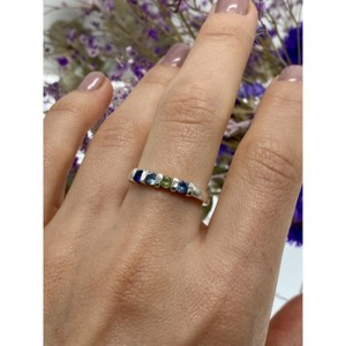 925 Sterling Silver Topaz, Peridot & Spinel Ring Size 9