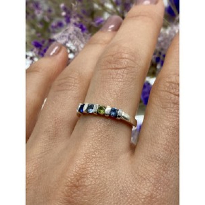 925 Sterling Silver Topaz, Peridot & Spinel Ring Size 9