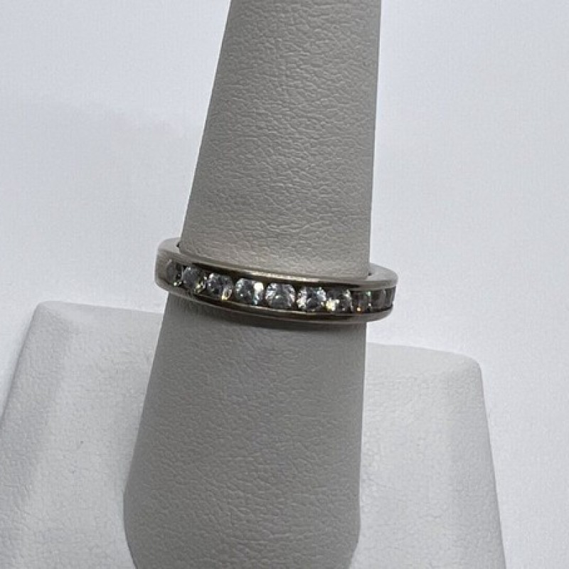 925 Sterling Silver CZ Ring Size 7