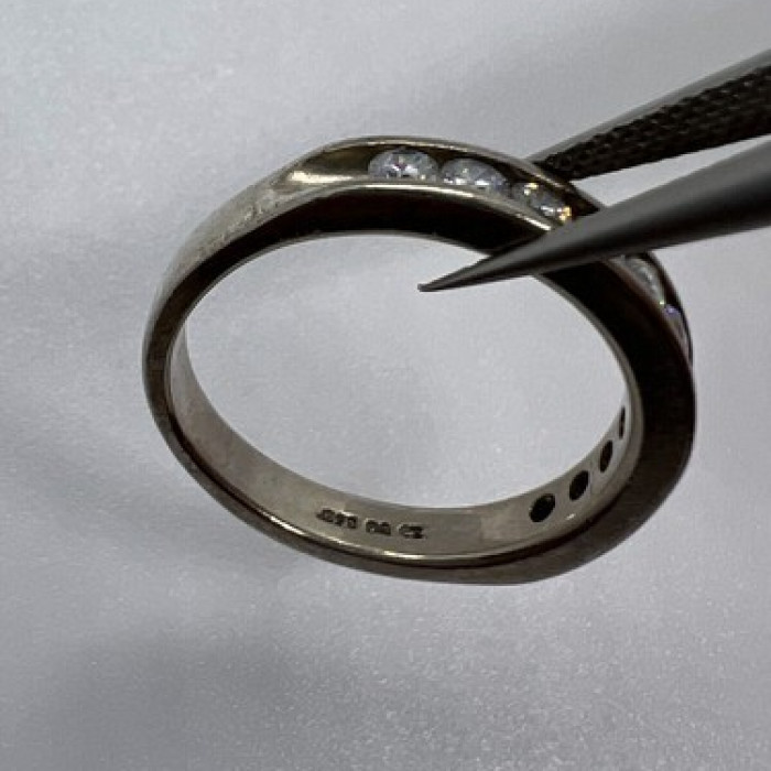 925 Sterling Silver CZ Ring Size 7