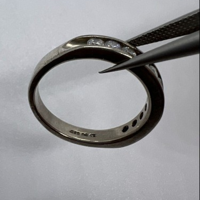 925 Sterling Silver CZ Ring Size 7
