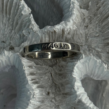 925 Sterling Silver Love Happiness Peace Magic Ring Size 8