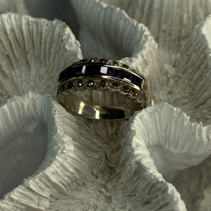 925 Sterling Silver Amethyst & Marcasite Ring Size 6