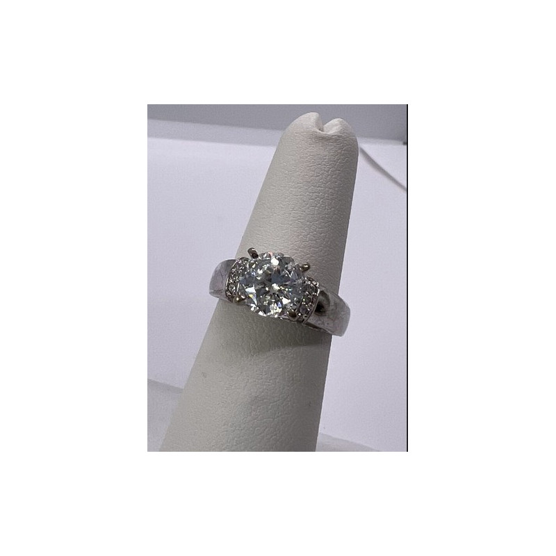 925 Sterling Silver CZ Ring Size 5.5