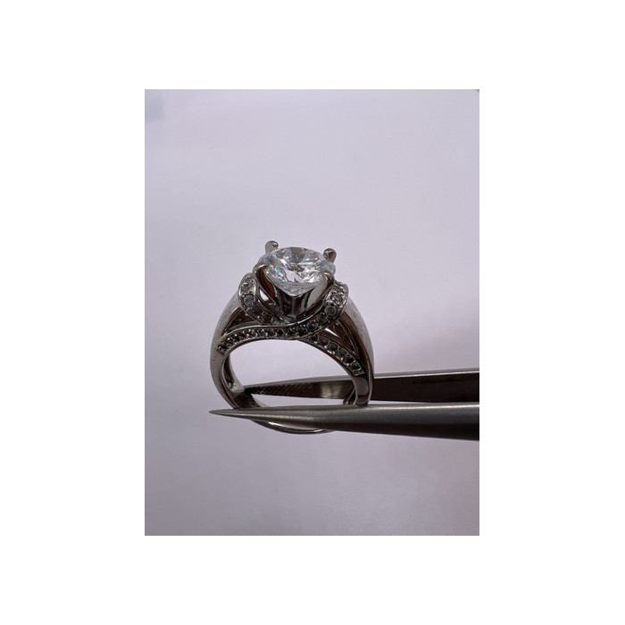 925 Sterling Silver CZ Ring Size 5.5