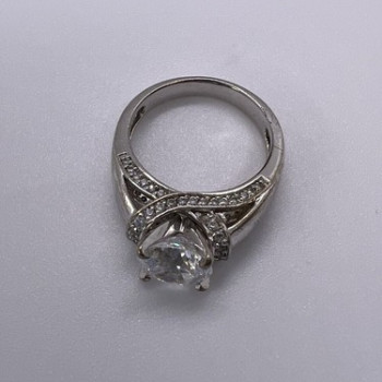 925 Sterling Silver CZ Ring Size 5.5