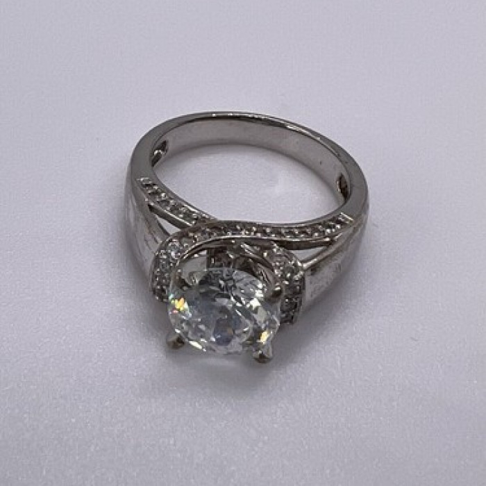 925 Sterling Silver CZ Ring Size 5.5
