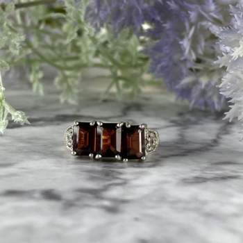 Vintage 925 Sterling Silver Almandine Ring Size 8