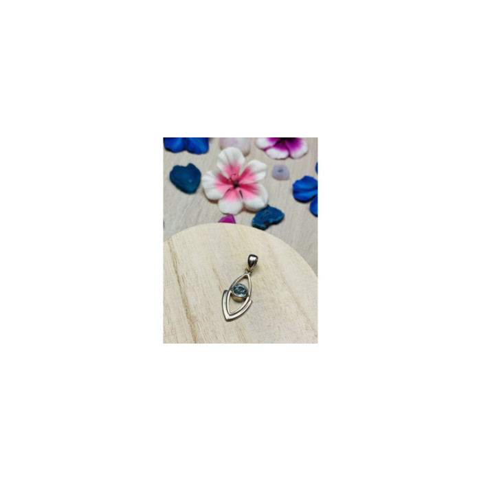925 Sterling Silver Blue Spinel Pendant