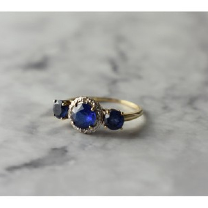 10K Yellow Gold London Blue Topaz & Diamonds Ring Size 6.5