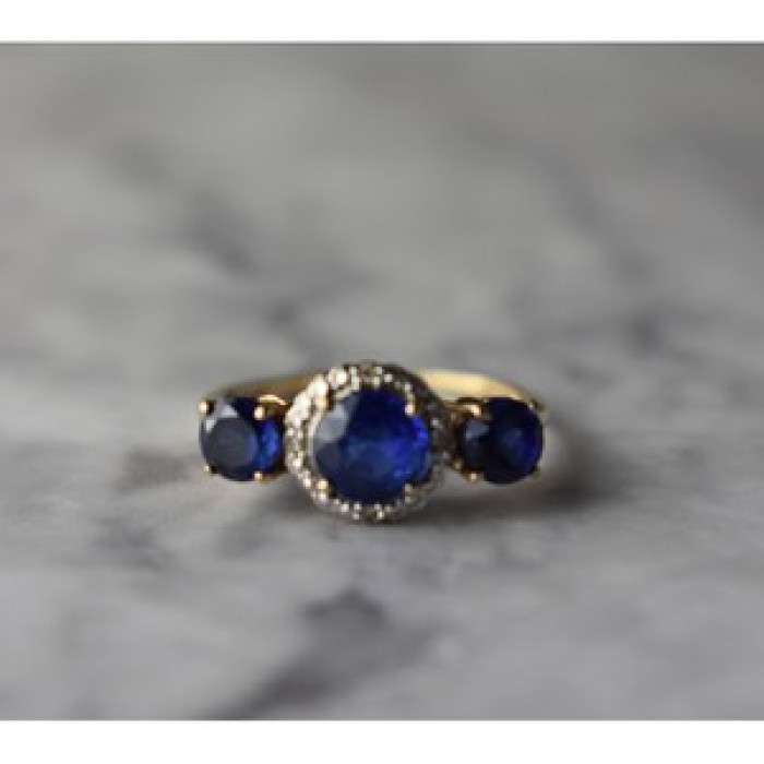 10K Yellow Gold London Blue Topaz & Diamonds Ring Size 6.5
