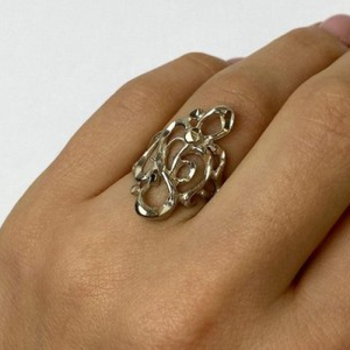 925 Sterling Silver Ring Size 6.5 Italy