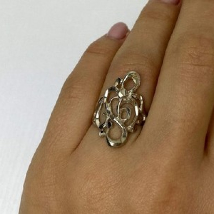 925 Sterling Silver Ring Size 6.5 Italy