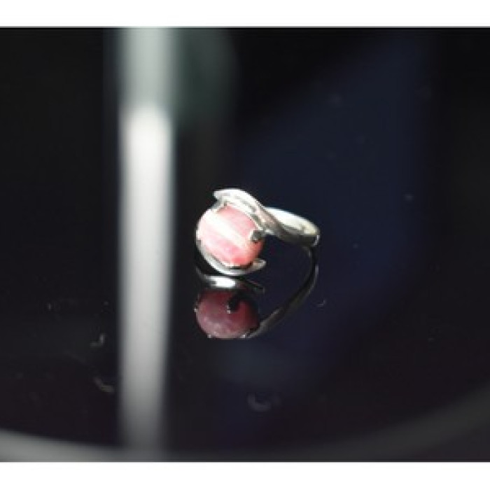 925 Sterling Silver Pink Agate Ring Size 6.5