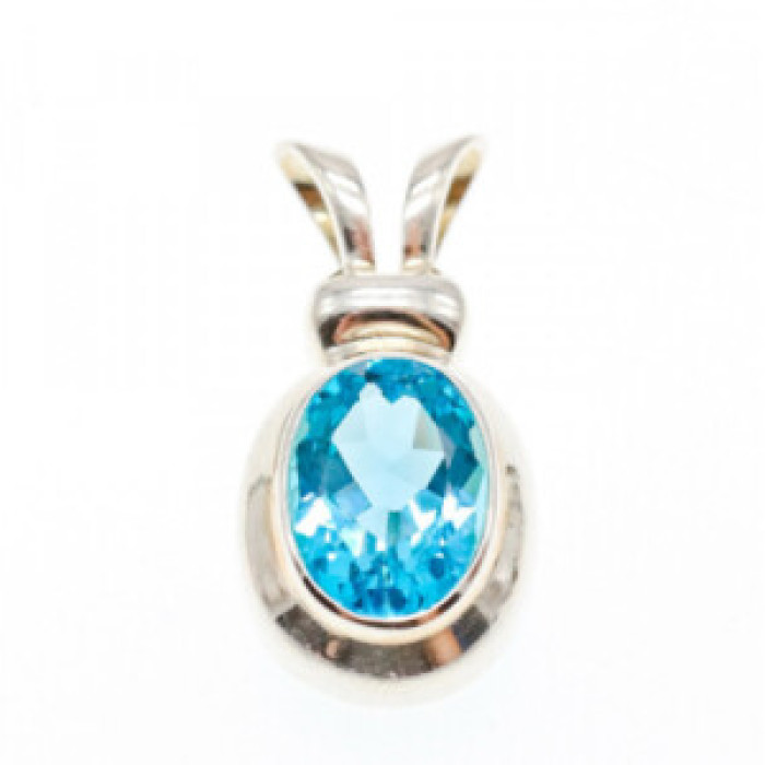 925 Sterling Silver Blue Topaz Pendant