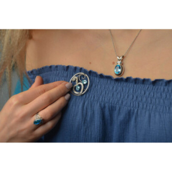 925 STERLING SILVER BLUE TOPAZ PENDANT