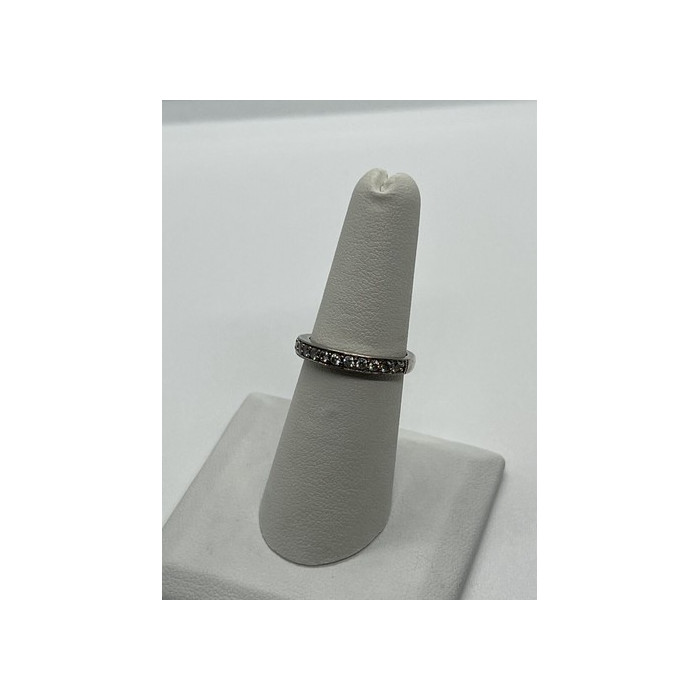 925 Sterling Silver & CZ Ring Size 6