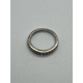 925 Sterling Silver & CZ Ring Size 6