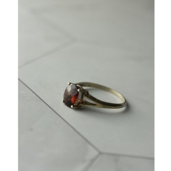 925 Sterling Silver Garnet Ring Size 7