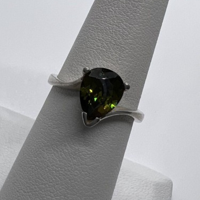 925 Sterling Silver CZ Ring Size 6.5
