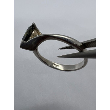 925 Sterling Silver CZ Ring Size 6.5