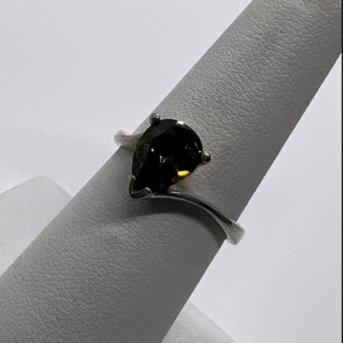 925 Sterling Silver CZ Ring Size 6.5