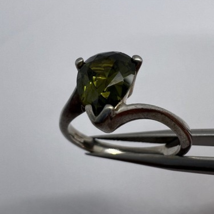 925 Sterling Silver CZ Ring Size 6.5