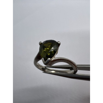 925 Sterling Silver CZ Ring Size 6.5