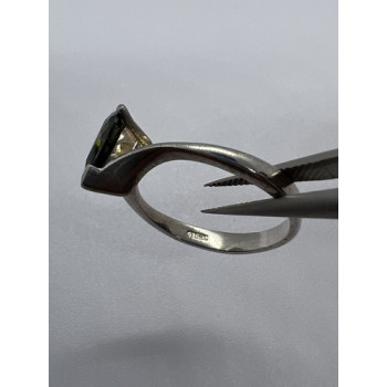 925 Sterling Silver CZ Ring Size 6.5