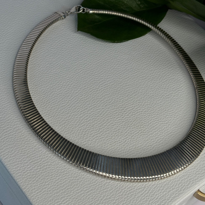 Elegant Design 925 Sterling Silver Necklace Length 17 Inch