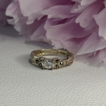 925 Sterling Silver Beryl & Marcasite Ring Size 7