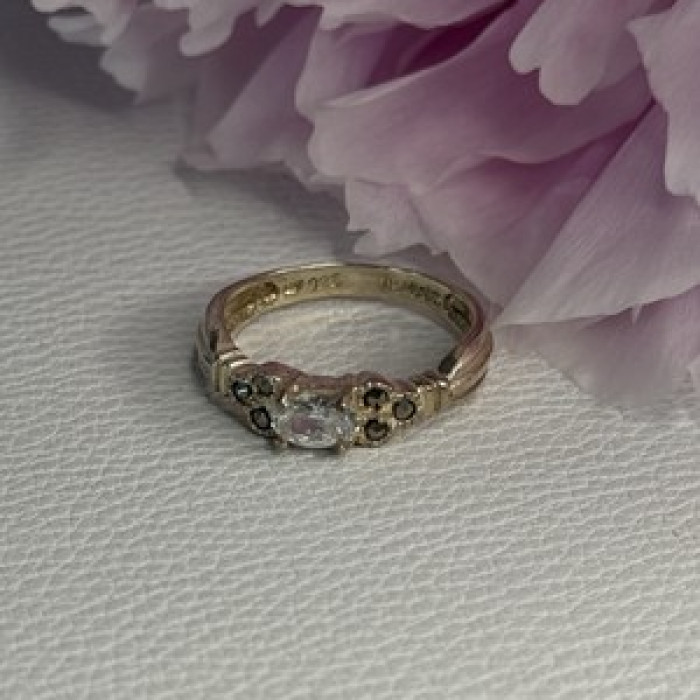 925 Sterling Silver Beryl & Marcasite Ring Size 7
