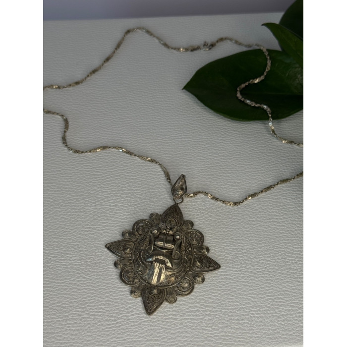 Vintage 925 Sterling Silver Necklace Length 18 inch