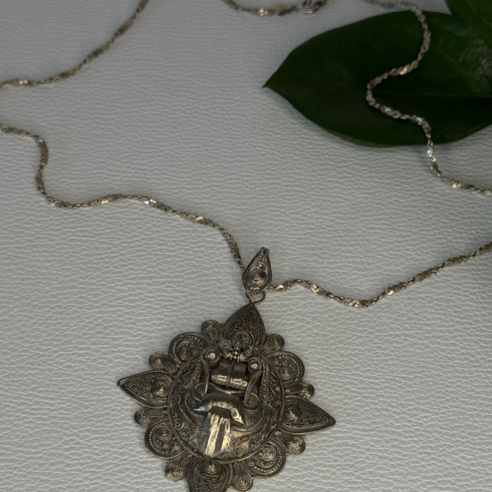 Vintage 925 Sterling Silver Necklace Length 18 Inch