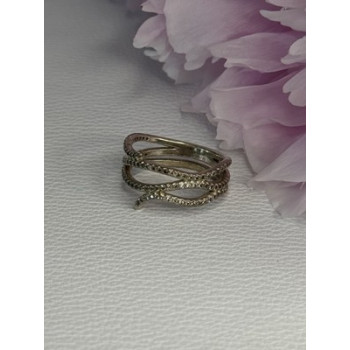 Classy 925 Sterling Silver Diamonds Ring Size 7