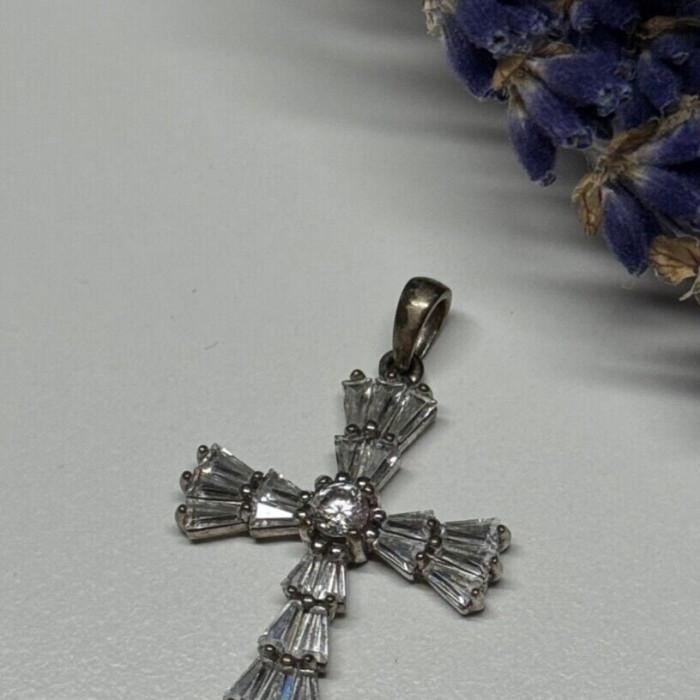 925 Sterling Silver CZ Cross
