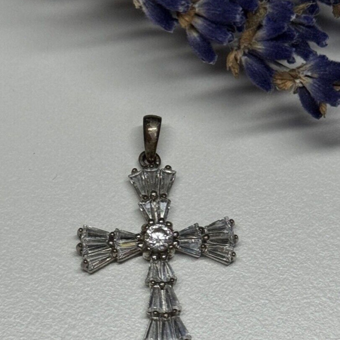 925 Sterling Silver CZ Cross