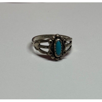 925 Sterling Silver Turquoise Ring Size 4