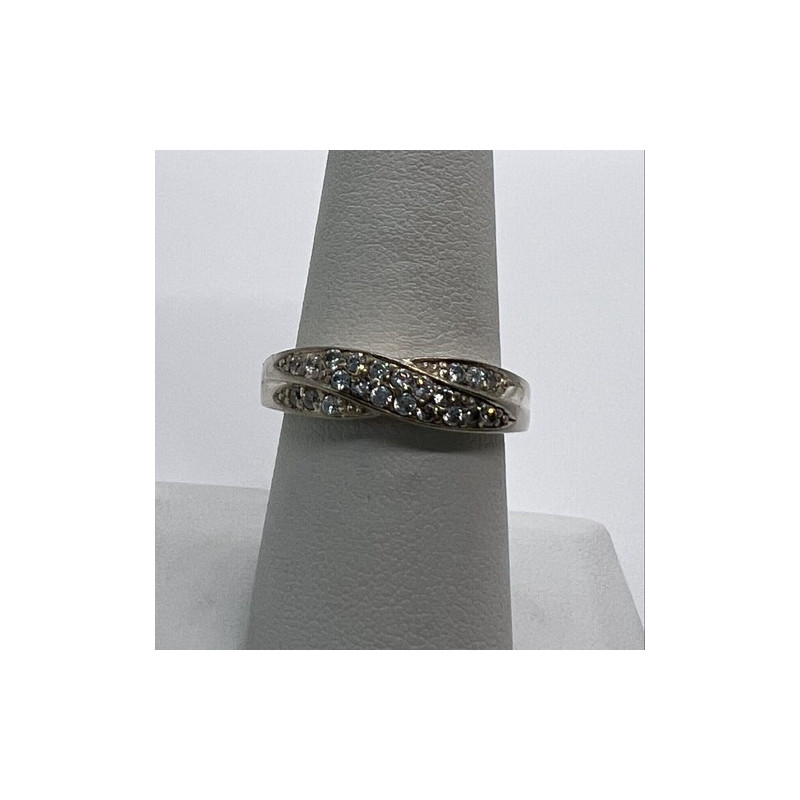 925 Sterling Silver & CZ Ring Size 7.5