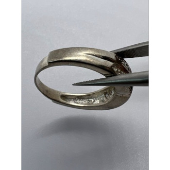 925 Sterling Silver & CZ Ring Size 7.5