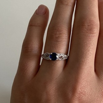 925 Sterling Silver Blue & White CZ Ring Size 7