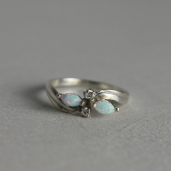 925 Sterling Silver Opal & CZ Ring Size 6.5