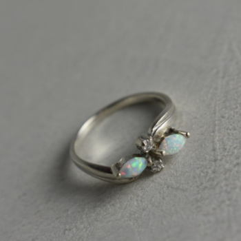 925 Sterling Silver Opal & CZ Ring Size 6.5