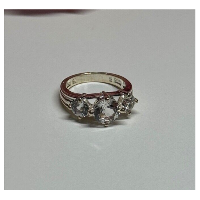 925 Sterling Silver CZ Ring Size 4
