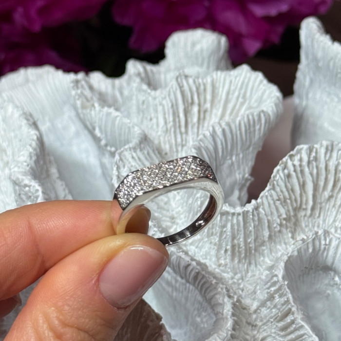 925 Sterling Silver Diamonds Ring Size 9.25