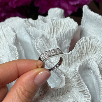 925 Sterling Silver Diamonds Ring Size 9.25