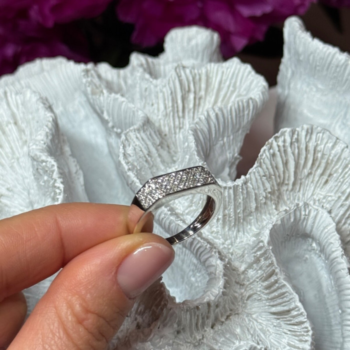 925 Sterling Silver Diamonds Ring Size 9.25